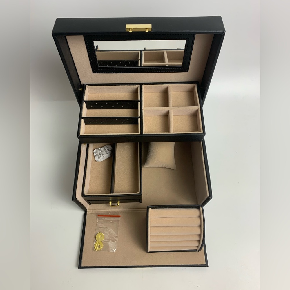 Yuij Jewelry Box New In The Box Black Lock And Key